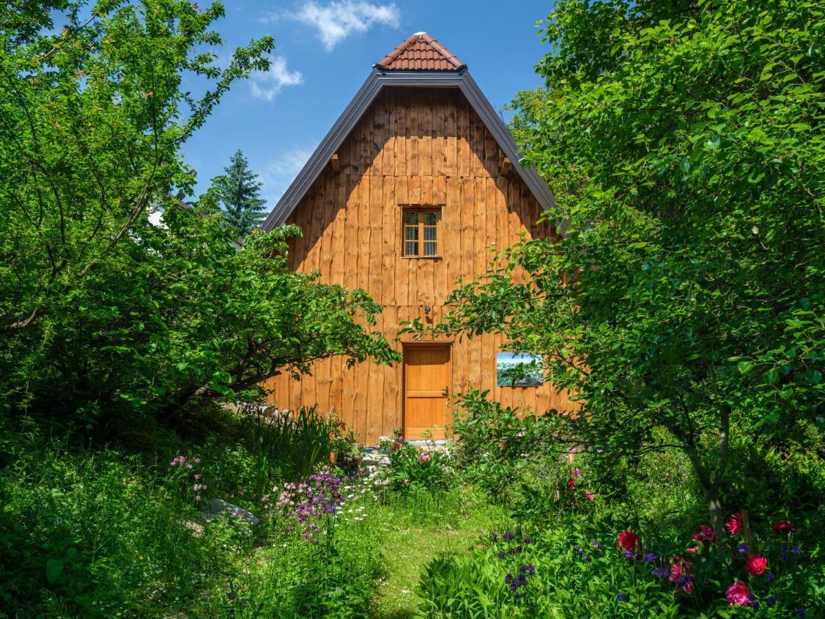 Yeti Cabin Plitvica selo Bagian luar foto