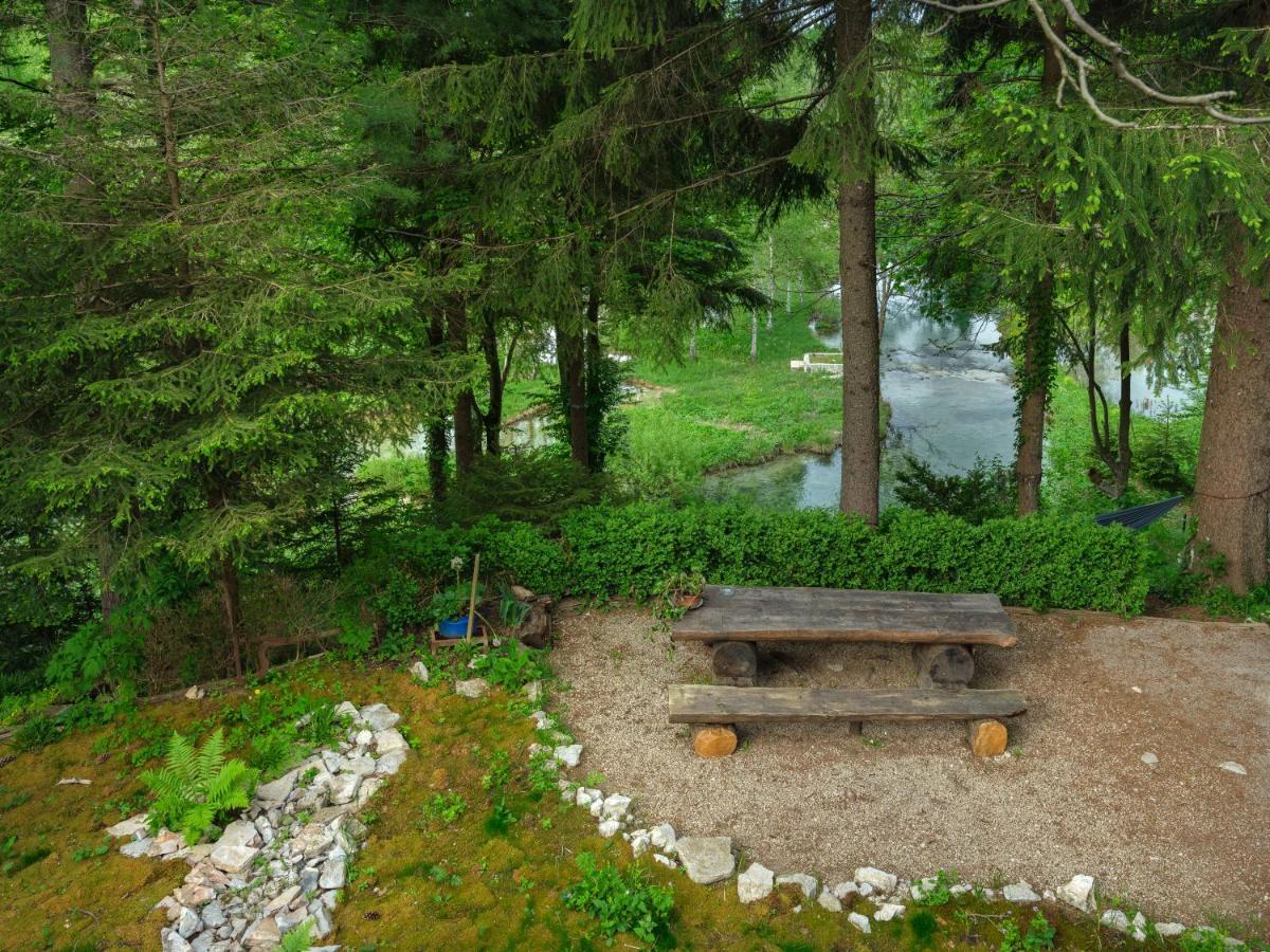 Yeti Cabin Plitvica selo Bagian luar foto
