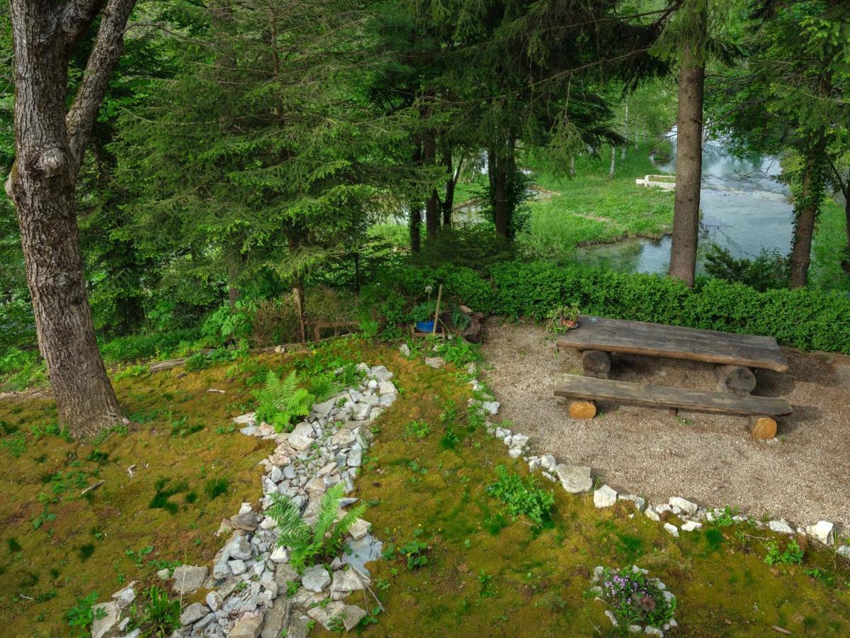 Yeti Cabin Plitvica selo Bagian luar foto